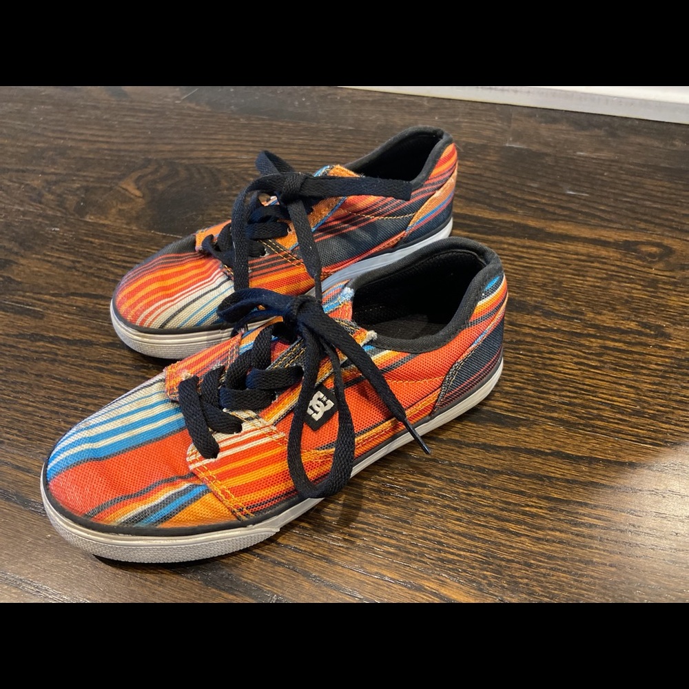 Cool sneakers for the boarder - orange stripe, practically new.